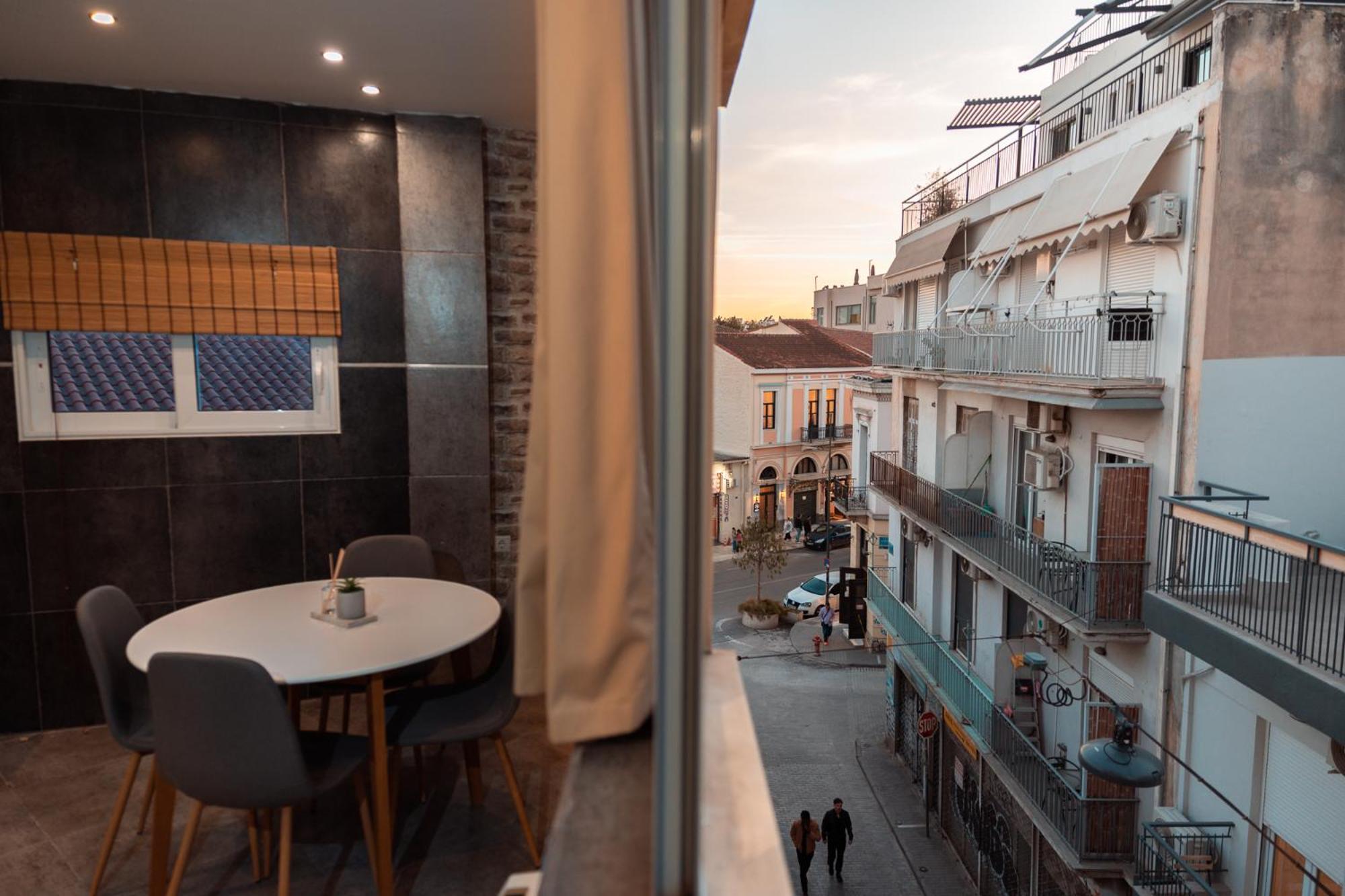 Parthenon Portrait Apartments Atenas Exterior foto
