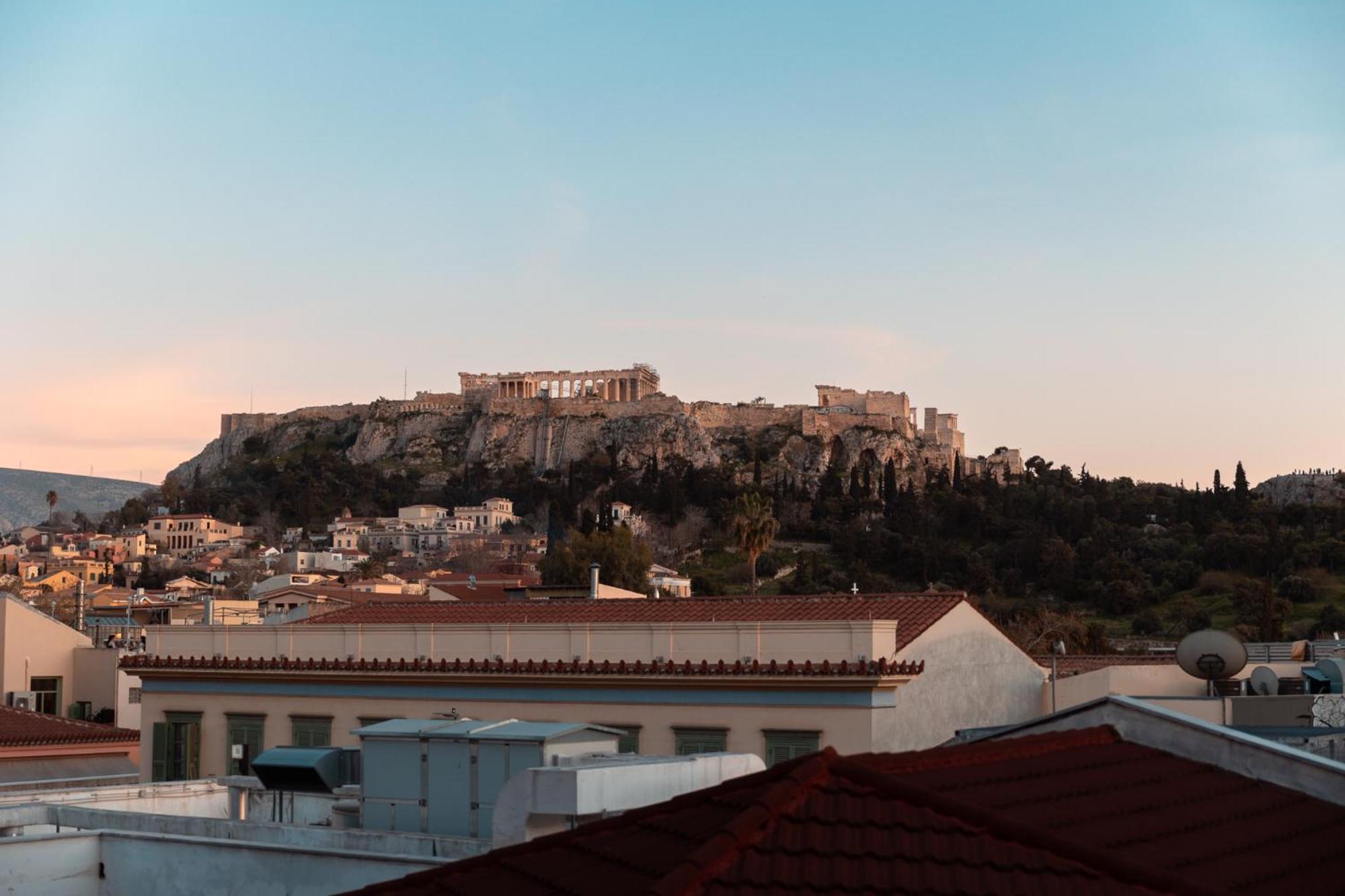 Parthenon Portrait Apartments Atenas Exterior foto